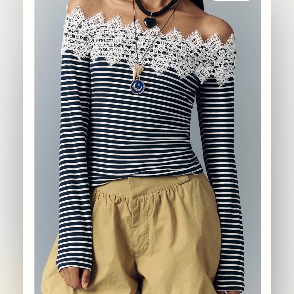 Anthropologie Maeve off shoulder long sleeve lace Top Navy White SZ S NWOT